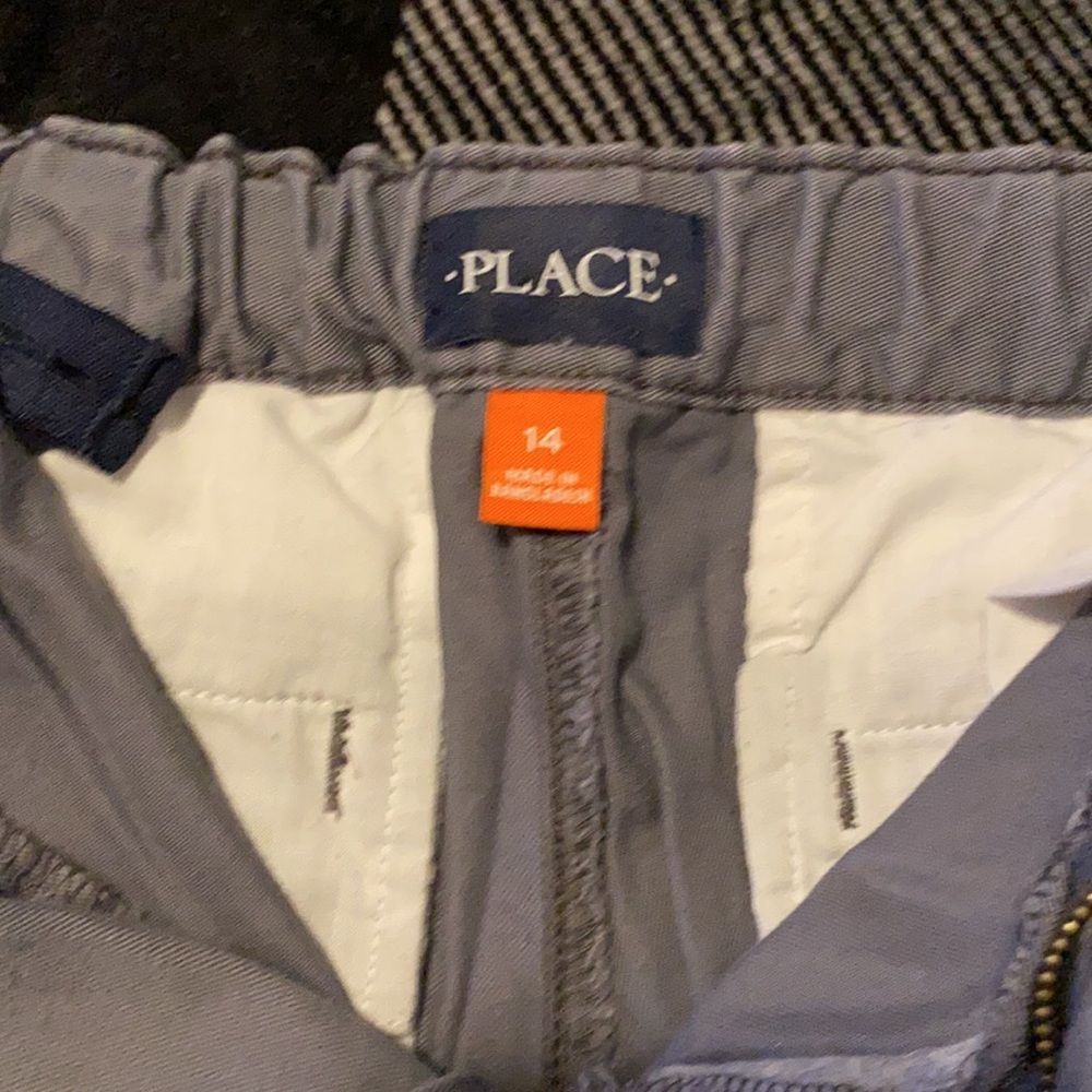 Shorts - Picture 3 of 3